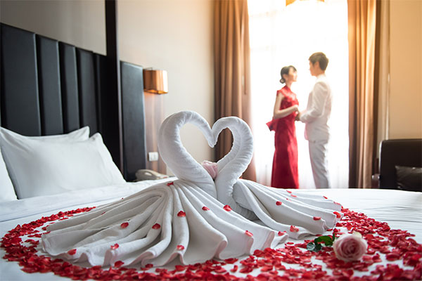 honeymoon-suite-upgrades